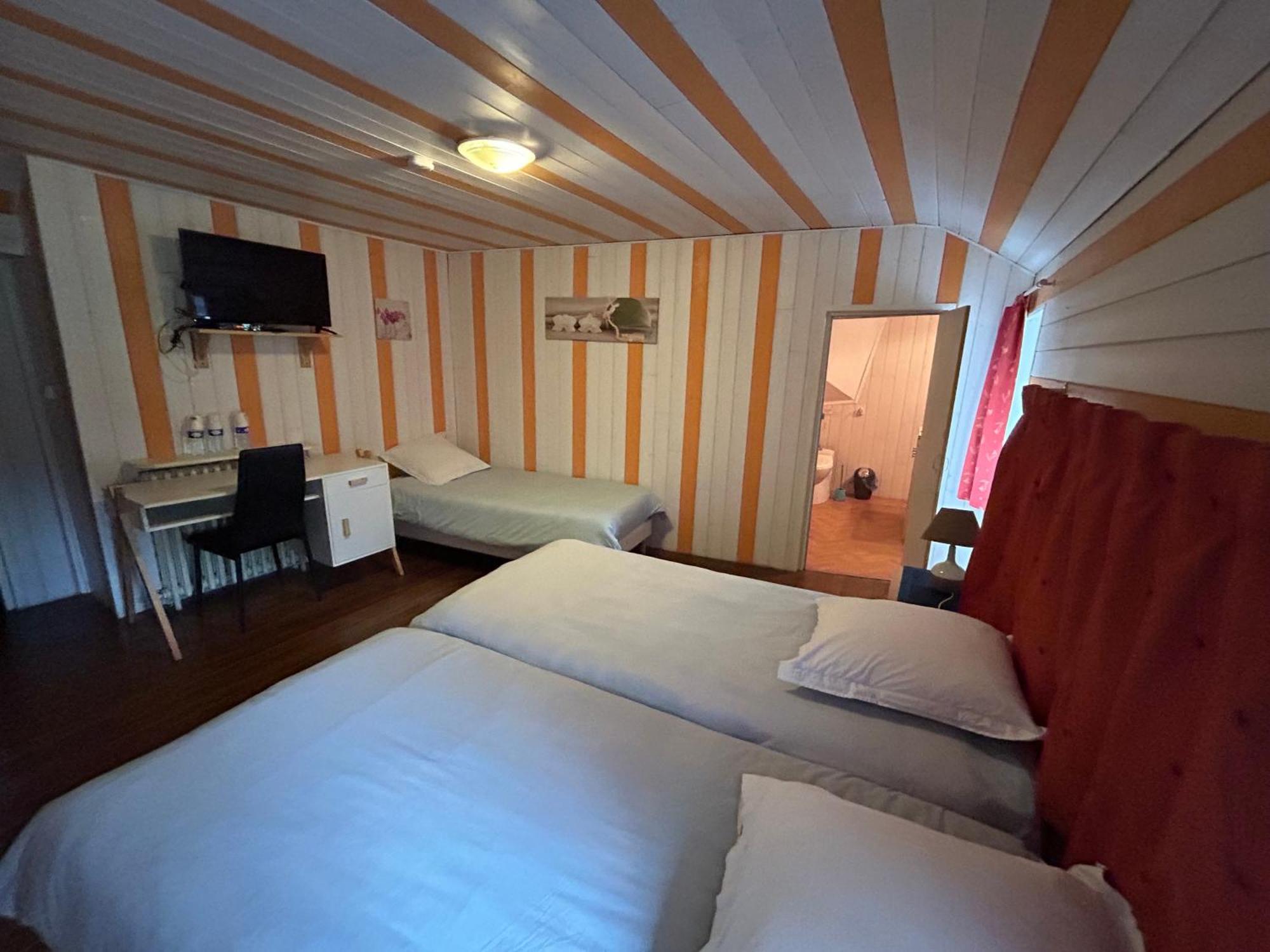 Chambres D'Hotes La Cheminee Tardets-Sorholus ภายนอก รูปภาพ
